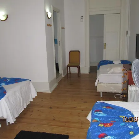 Hotel Go